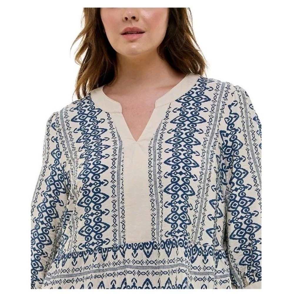 NWT Fig & Flower Cream/Navy Dress Plus Size V-Neck Printed Baby Doll 2X - Picture 2 of 9